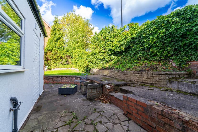 6A, Coronation Road - Image 1