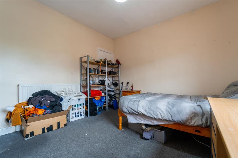 56, Hubert Road - Image 15