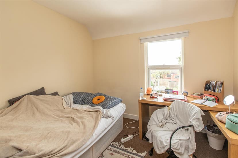 114, Bournbrook Road - Image 9