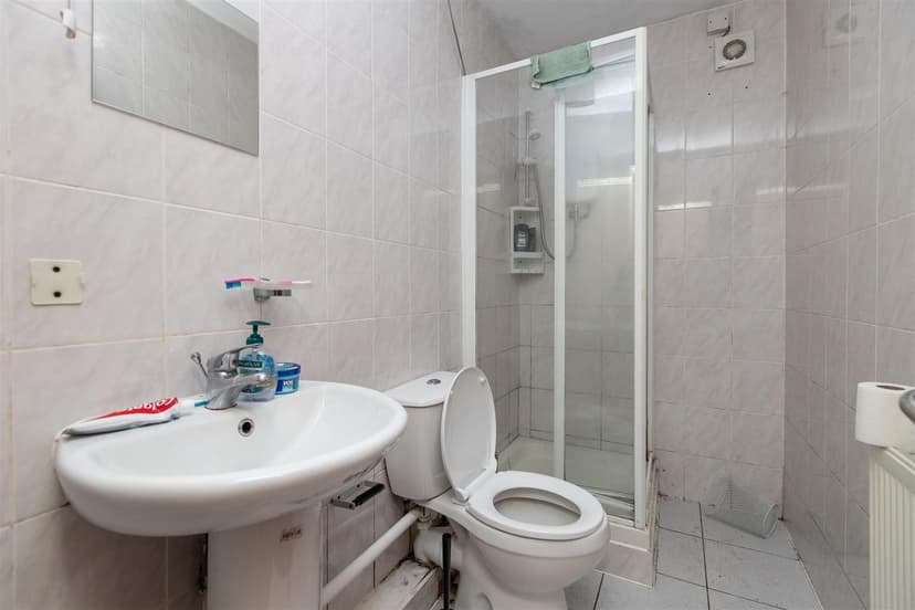 114, Bournbrook Road - Image 6