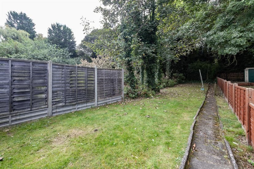 114, Bournbrook Road - Image 2