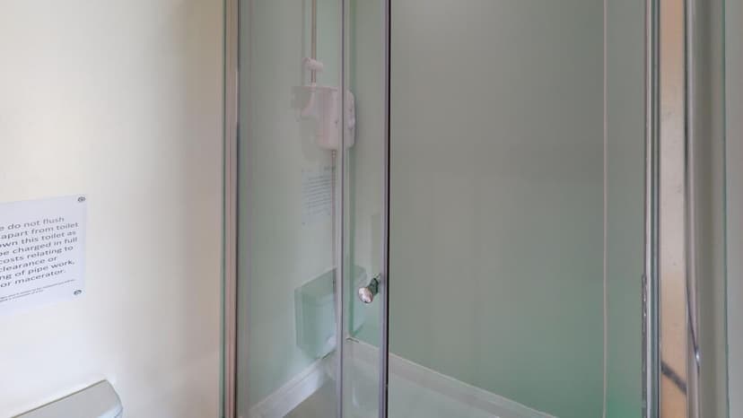 Kings Parade Avenue - Image 5