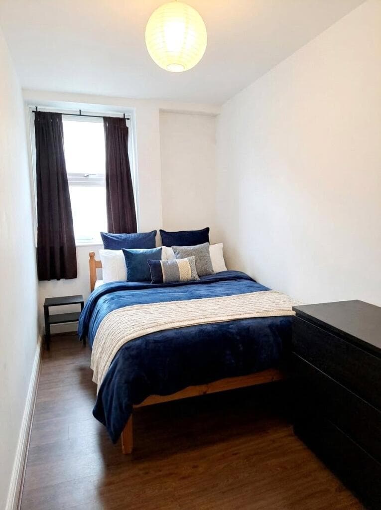 Triangle South TFF - Image 1