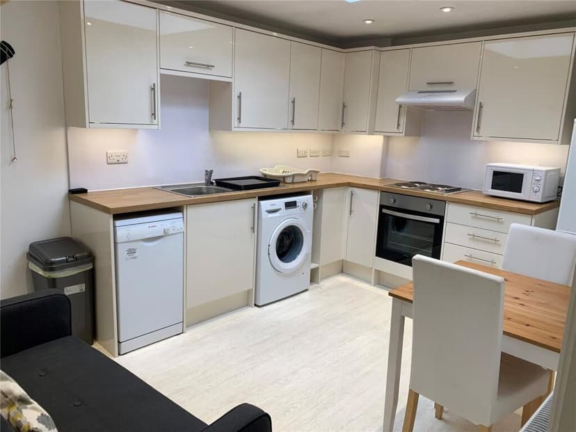 Thorndale Court - Image 2