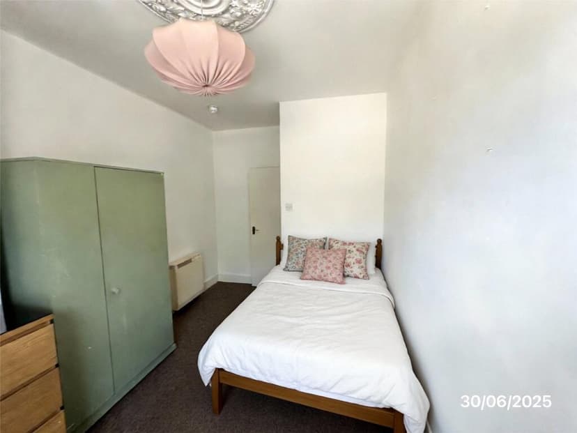 Cheltenham Road - Image 5