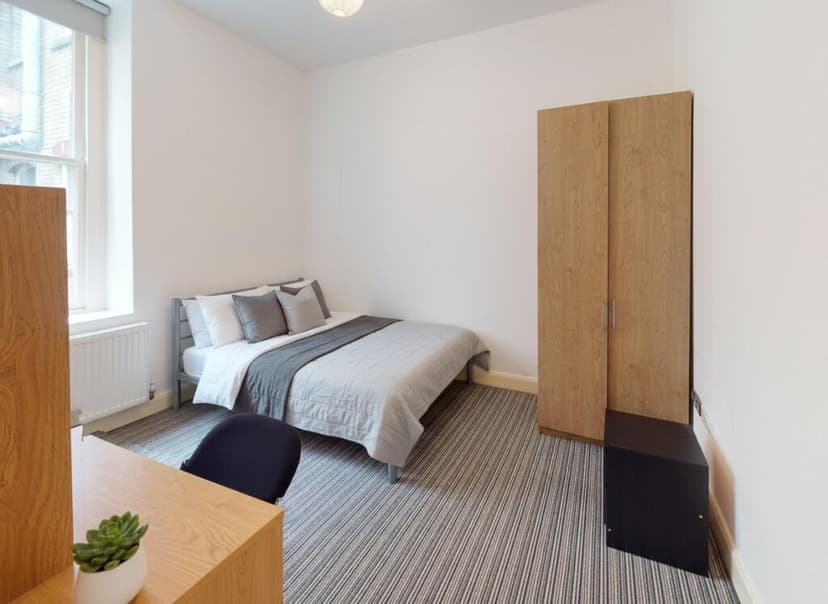 Carlton Chambers - Image 1