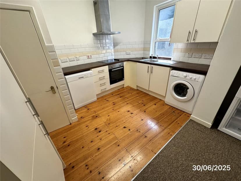 Cheltenham Road - Image 2