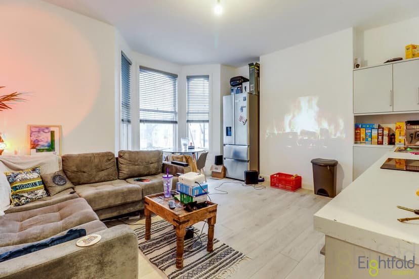 Preston Road - Image 1