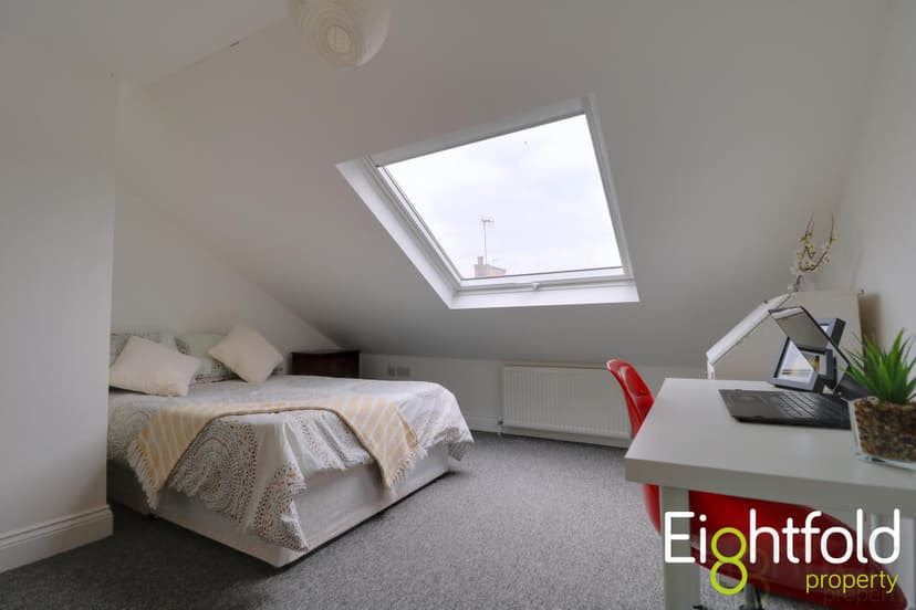 St. Mary Magdalene Street - Image 2