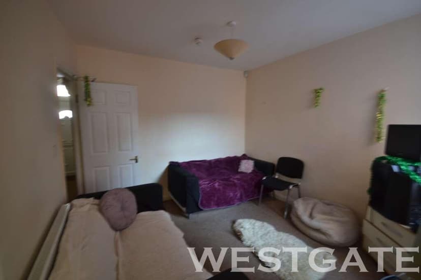 St Edwards Road - Image 4