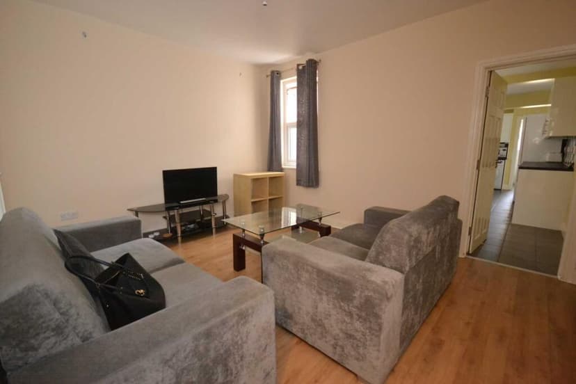 Liverpool Road - Image 2