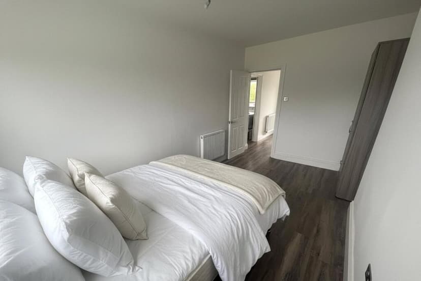 Lanaway Road - Image 1