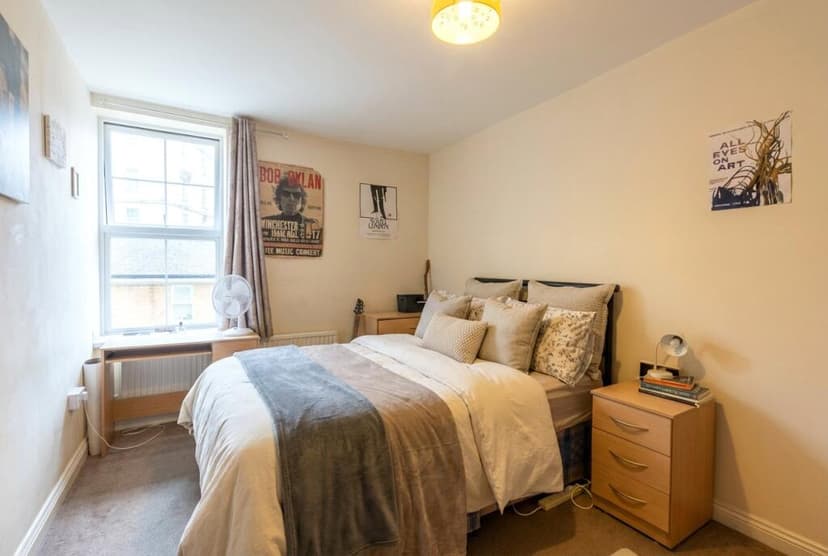 Floor 3 Byron Place - Image 5