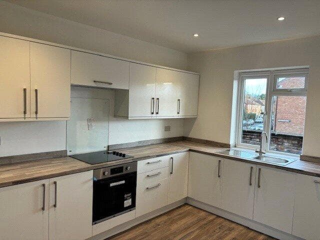 Lanaway Road - Image 4