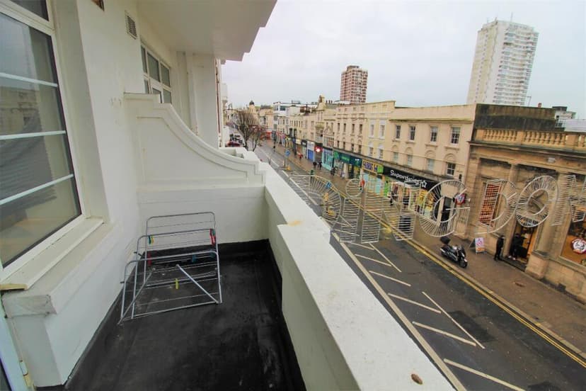 Western Road - Image 3