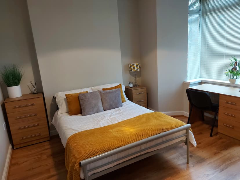 135 Danygraig Road - Image 3