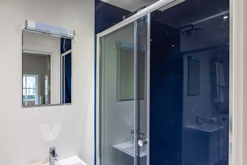 19 Princess Way, St Mary`s Court - Image 11