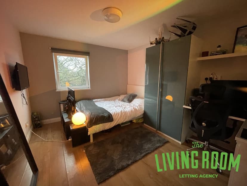 Library Court - Image 2