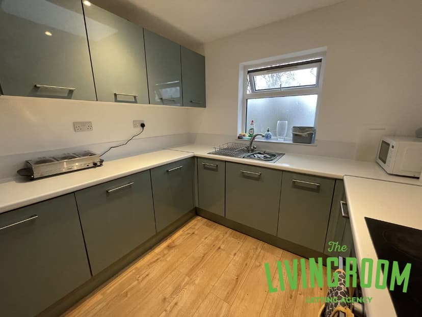 Library Court - Image 4