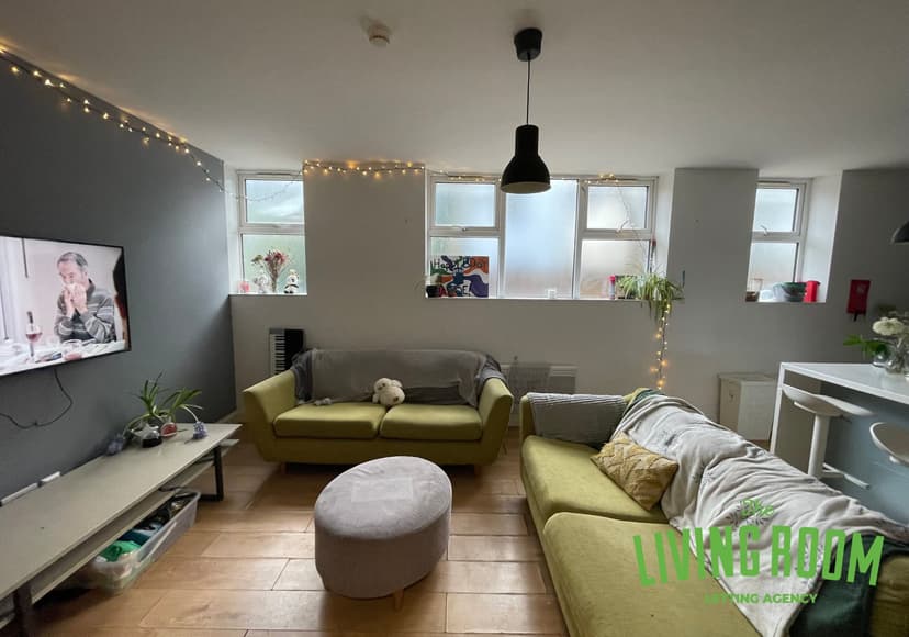 Library Court - Image 4