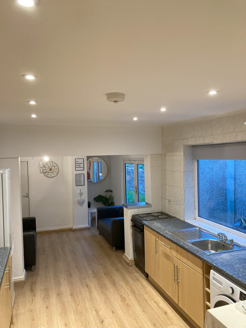 23 Alexandra Terrace - Image 3