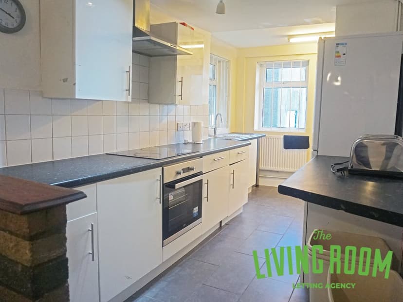 58 Terrace Road - Image 9