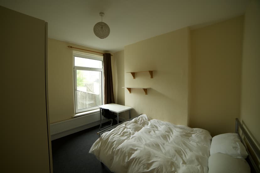 4 Osborne Terrace - Image 11