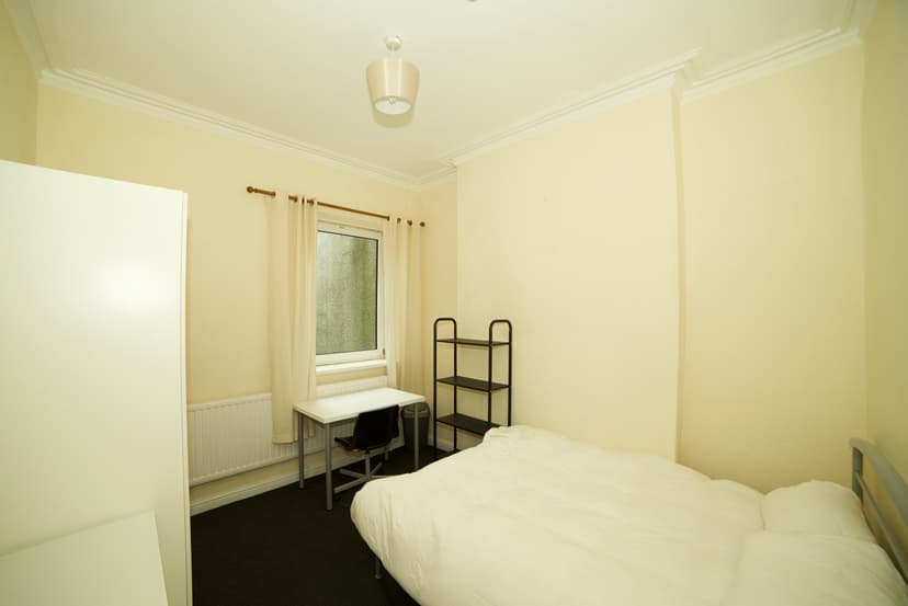 4 Osborne Terrace - Image 6