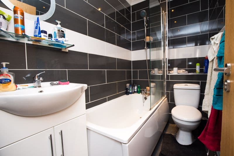 Flat 4, 75 Allensbank Road, Cardiff - Image 7