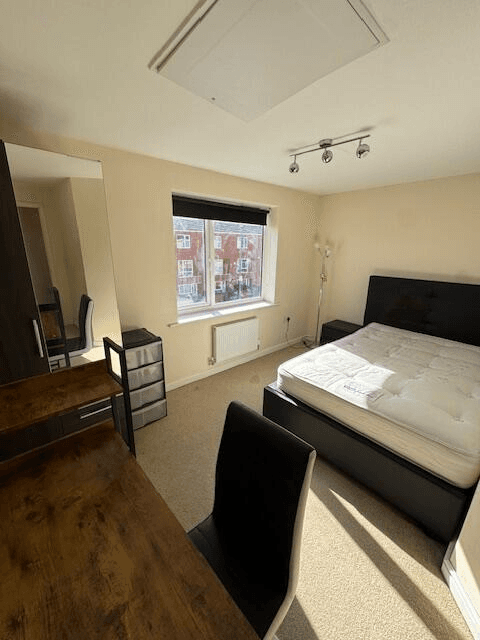 71 DEVONSHIRE STREET - Image 2