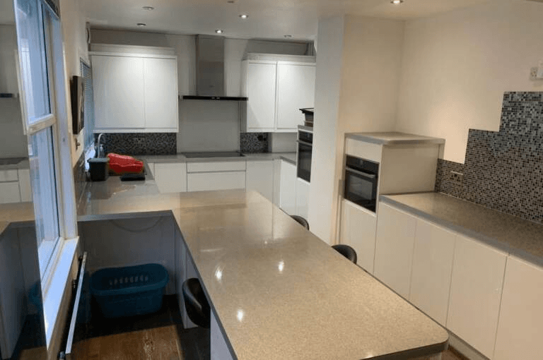 Hawthorne Avenue, Uplands - Image 3