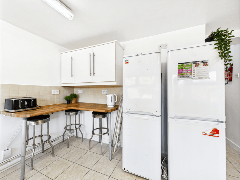 21 Waterloo Place Brynmill Swansea SA2 0DE - Image 7