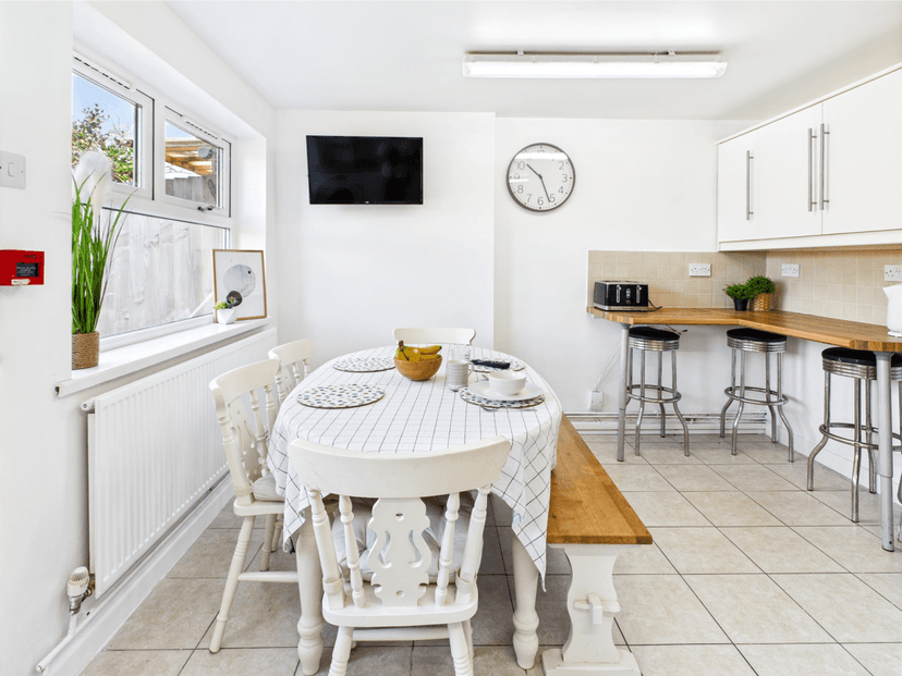 21 Waterloo Place Brynmill Swansea SA2 0DE - Image 8