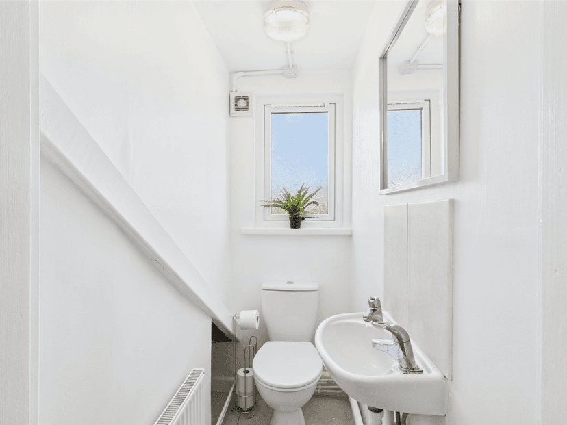 21 Waterloo Place Brynmill Swansea SA2 0DE - Image 16