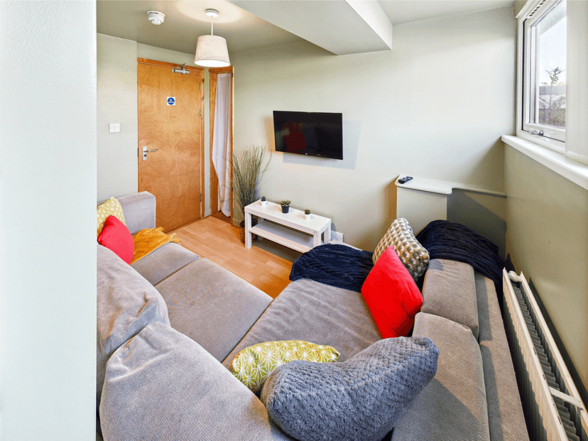 21 Waterloo Place Brynmill Swansea SA2 0DE - Image 33