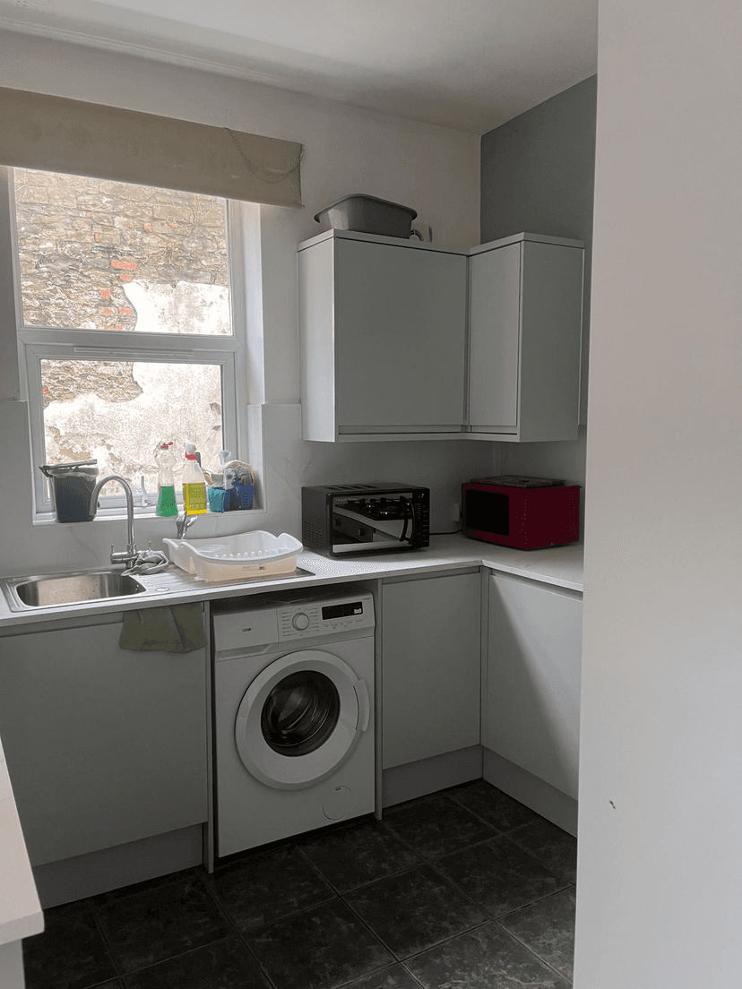 64 Brunswick Street, Swansea - Image 11