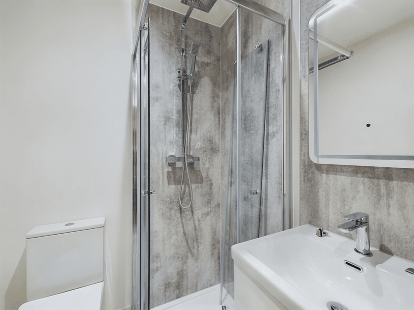 Filton Avenue, Bristol - Image 8