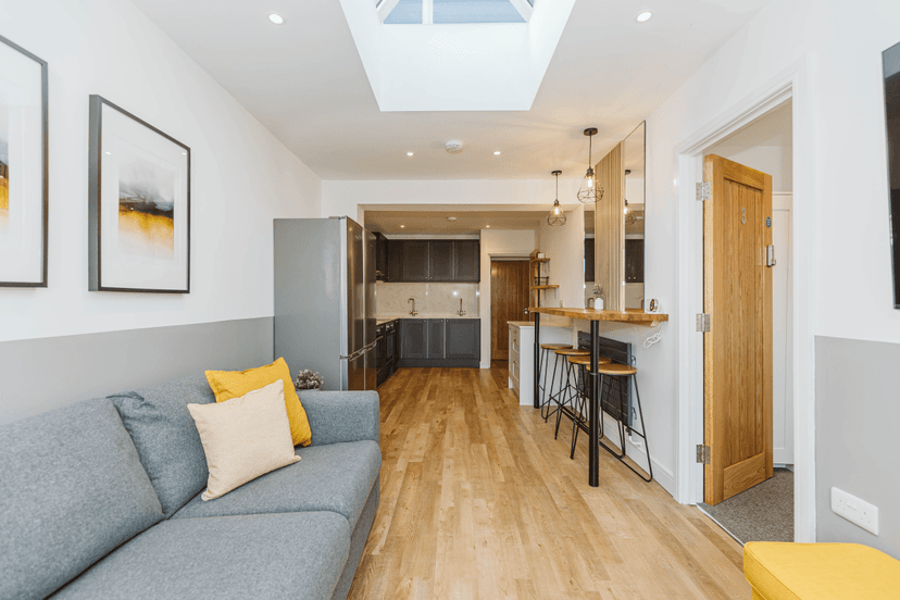 Conygre Grove, Filton, Bristol - Image 6