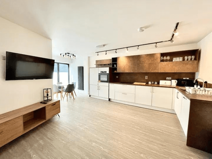 North Road, Bristol - Image 1