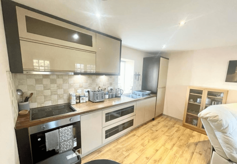 9A Richmond Road, Exeter, EX4