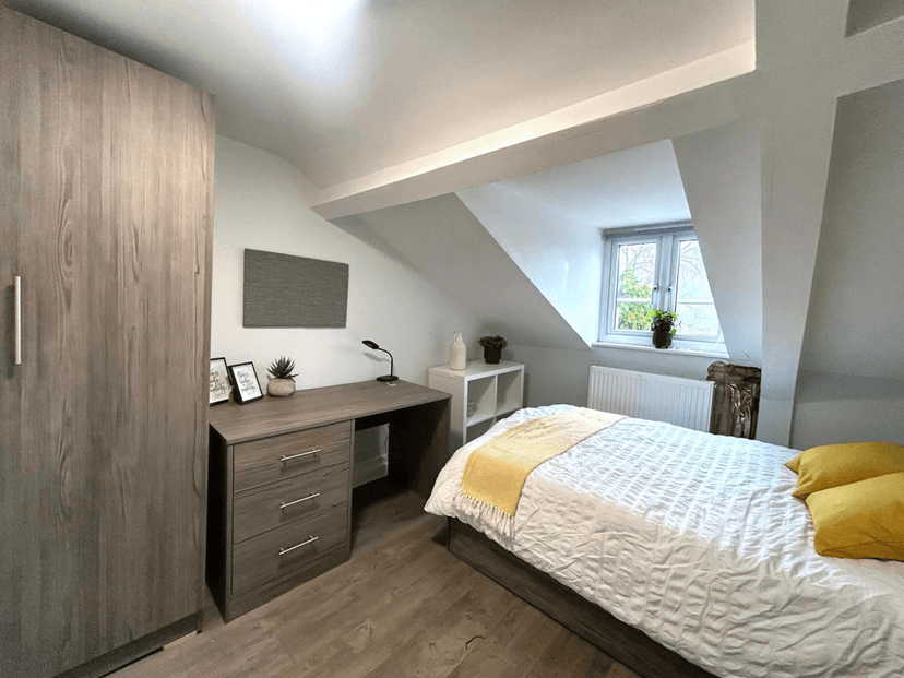 1 MAIN - New North Road, Central, Exeter, EX4