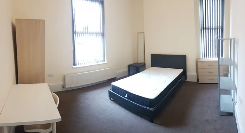 Mauldeth Road - Image 7