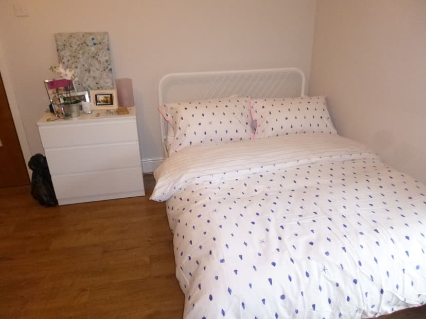 Amherst Road - Image 3