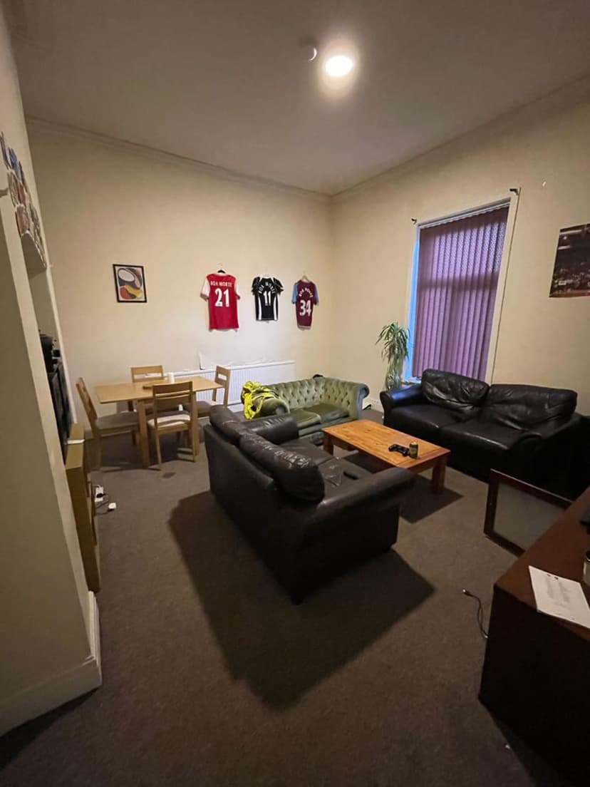 Burton Road - Image 2