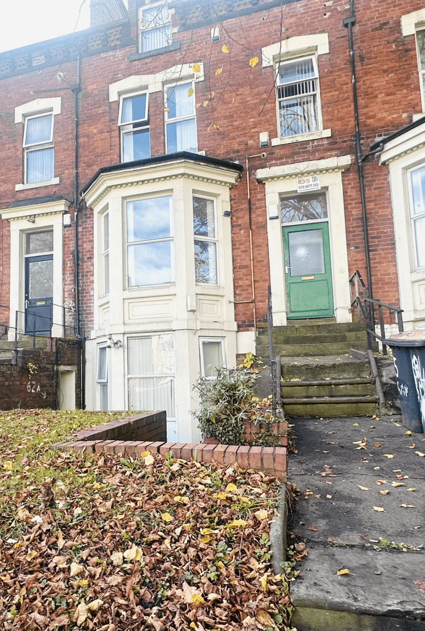 BIG 9 BED PROPERTY IN HEADINGLEY