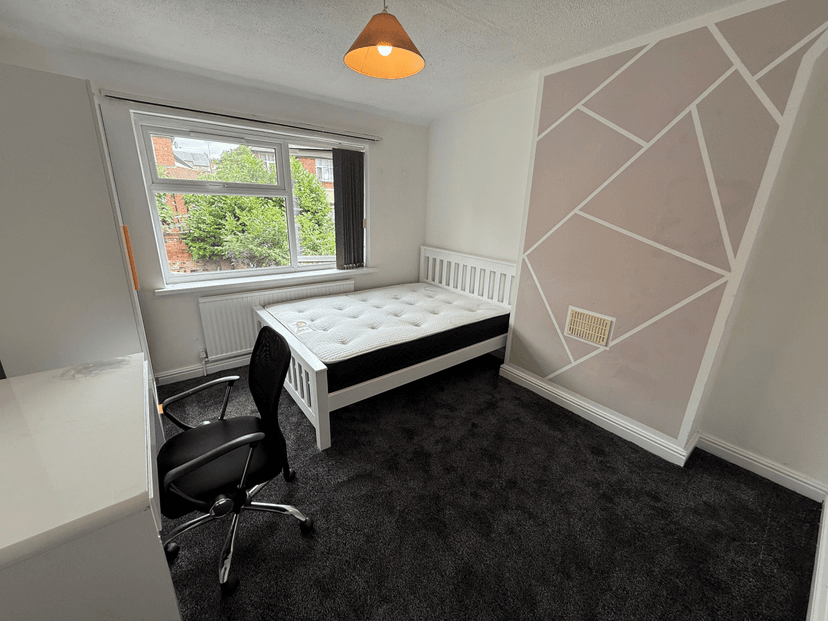 131 Harrington Drive, Nottingham - Image 8