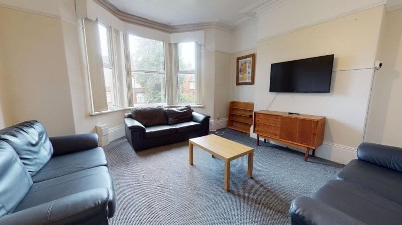 62 CARDIGAN ROAD - Image 9