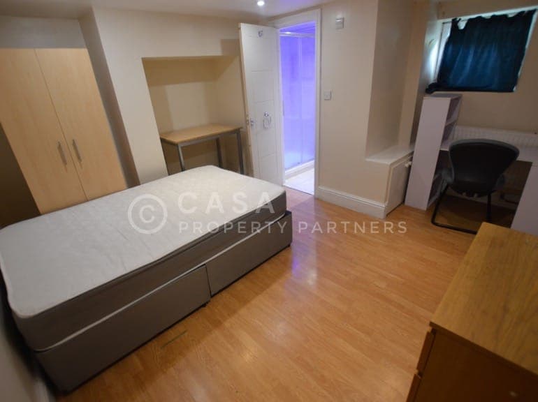 9 Norwood Road, Leeds - Image 3