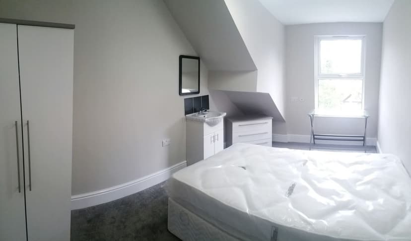 Amherst Road - Image 6