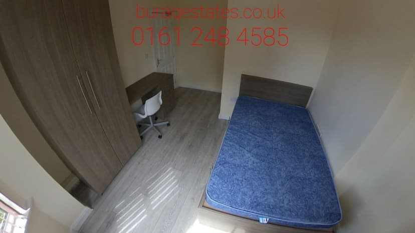 Booth Avenue - Image 8